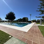 La Colina Nest * Торремолинос